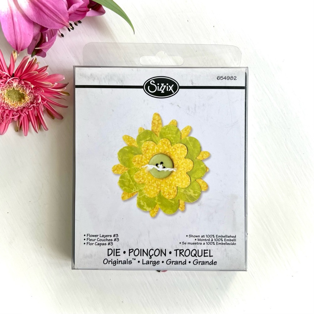 NEW Sizzix Flower Layers Die Cut 3 Paper Crafts Card Design DIY Art Projects
